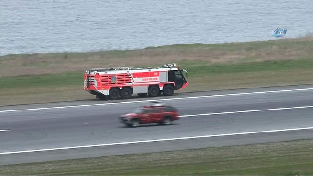 Acil iniş isteyen ambulans uçak Trabzon Havalimanı'na iniş yaptı