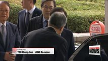 Fmr. president Lee Myung-bak appears before prosecutors on Wed., apologizes to nation