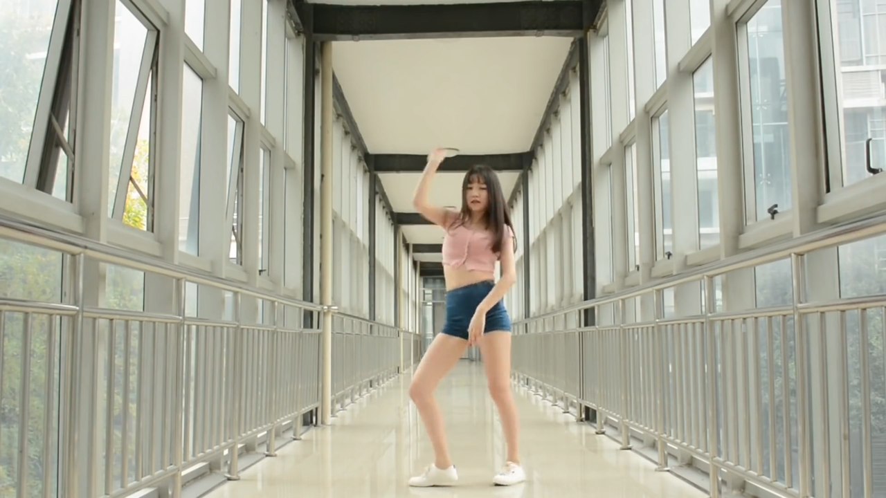 sexy dance【几枝】panama 完整版 seve❤️童颜巨乳版c哩c哩？？不存在的 ⚡️本体闪现