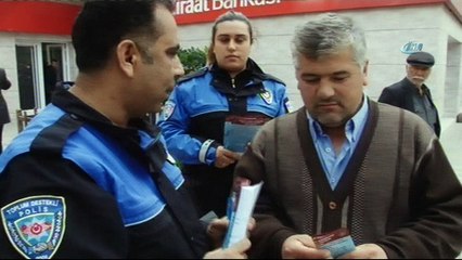 Polisten dolandırıcılık olaylarına karşı broşürlü uyarı