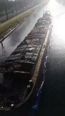 Le bateau d' Henri a définitivement quitté le Grand Large de Mons. Vidéo Aurélie Mertens