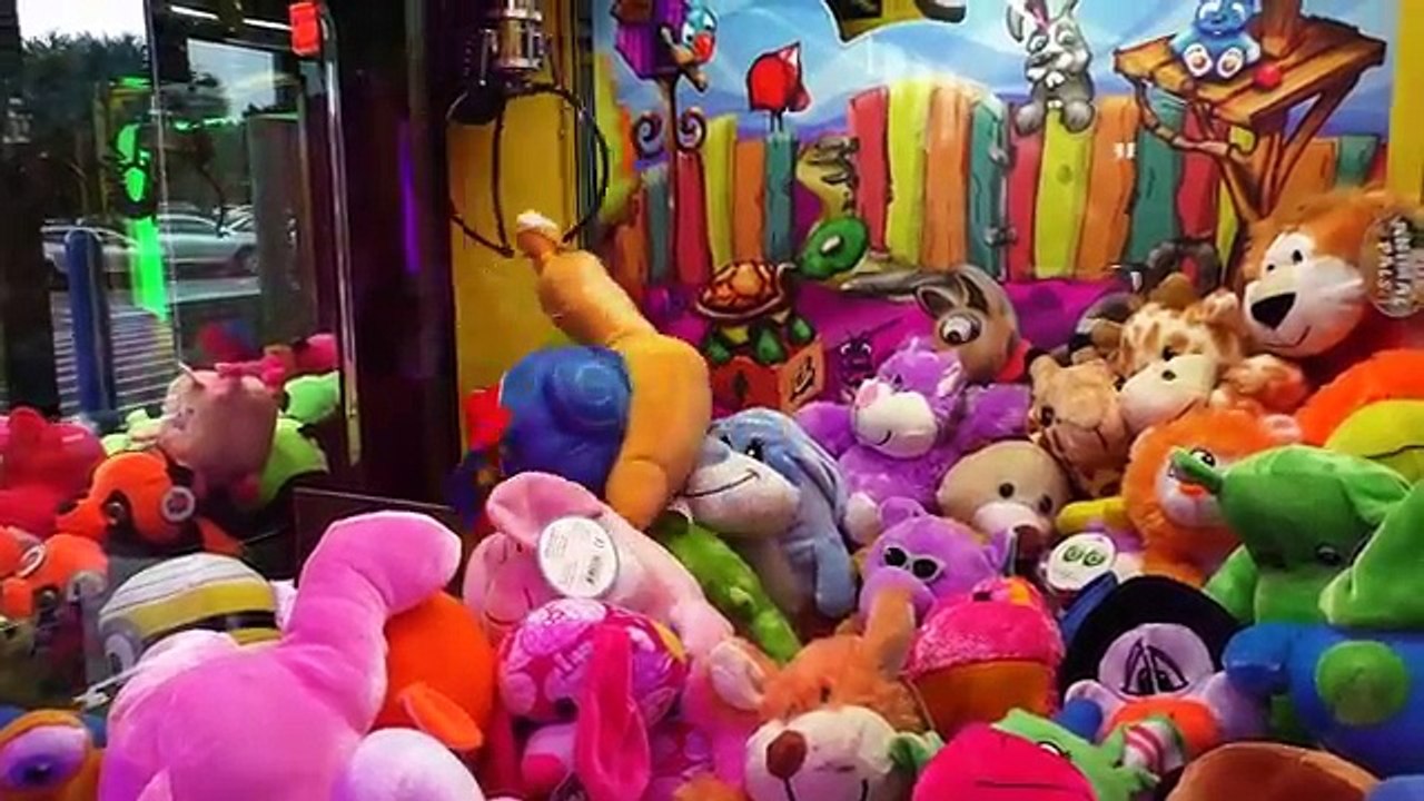 Plush Bus Spree - Claw Machine Wins