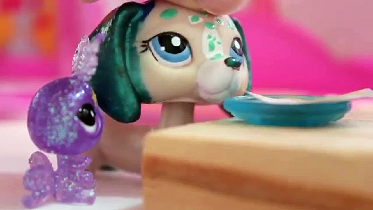 LPS: Fish Out of Water Episode 1 First Day of S...
