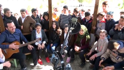 Silopili öğrenciler Afrin için söyledi