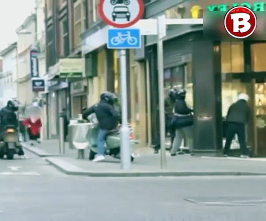 La réaction courageuse de cette mamie britannique au cambriolage d’une bijouterie. Voici ce qu'elle fait !