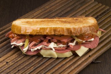 Selin Yağ, Etiler Marmaris'e Ortak Oldu