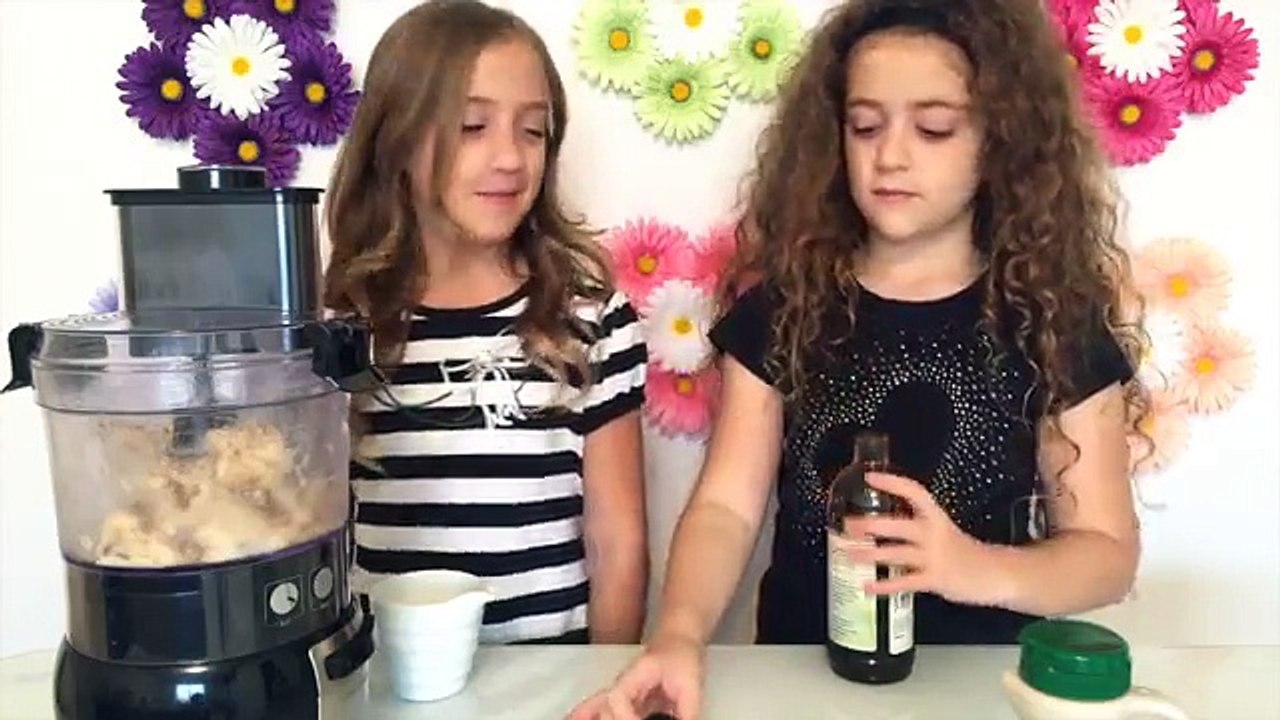 MAGICAL BANANA ICE CREAM - SO YUMMY!