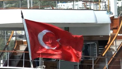 Yunanistan’ın rehin aldığı milyon dolarlık Türk teknesi Bodrum’a geldi