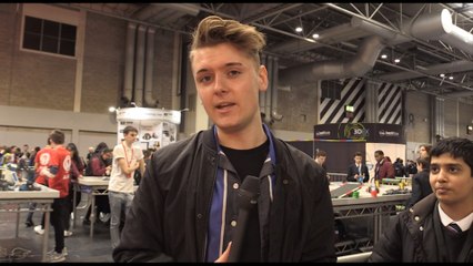 Locals pay tribute to Professor Stephen Hawking