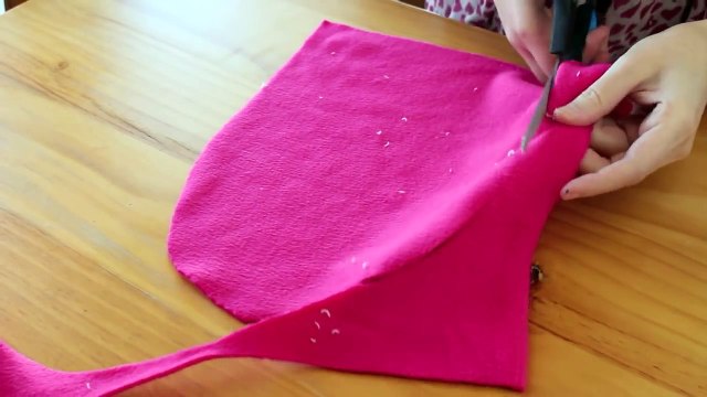DIY: Reciclando-reutilizando un jersey. Parte 2: Cómo hacer un gorro (reversible)