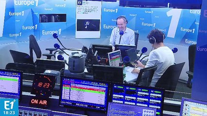 "Allô les médias, il y a quelqu'un !?"