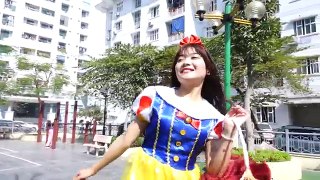 Joker Prank Cockroaches Snow White Crying - Spiderman Frozen Elsa Superheroes Help Smile #9