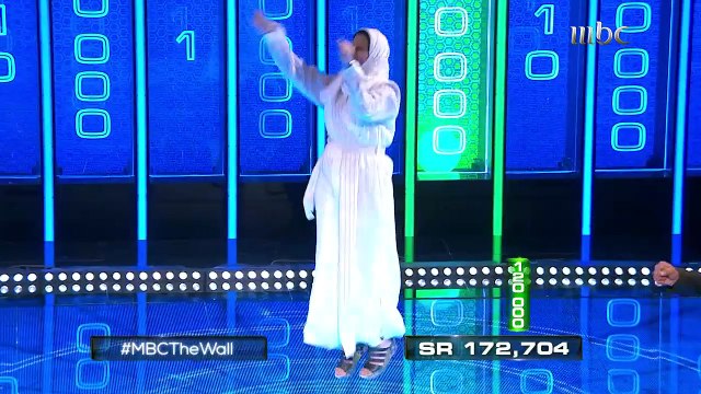 MBCTheWall : الحظ أبتسم لهما.. نورة وشقيقها يجمعان 292 ألف ريال سعودي
