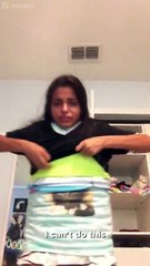 Elle met 100 t-shirts pour un challenge et se retrouve coincée... La honte