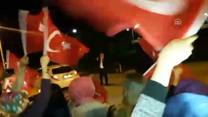 Kavga ihbarıyla çağırdıkları polislere 'Afrin' sürprizi yaptılar - OSMANİYE