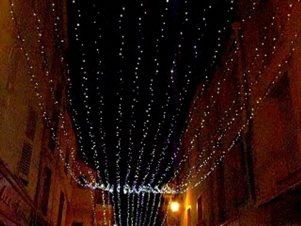 CHAUMONT HAUTE MARNE LES ILLUMINATIONS DE NOEL