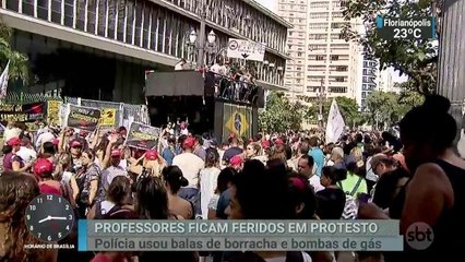 Protesto de professores da rede municipal de SP termina em tumulto