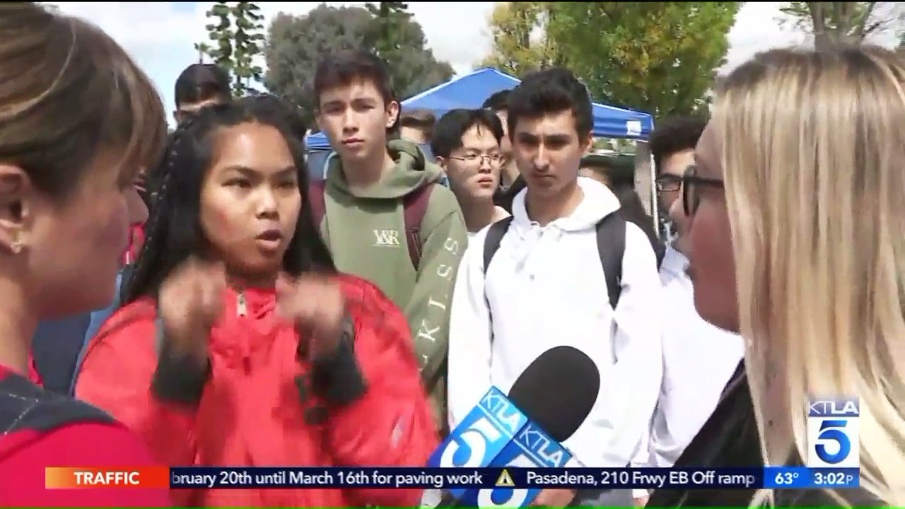 Students Spell Out `Enough` on Football Field for National School Walkout