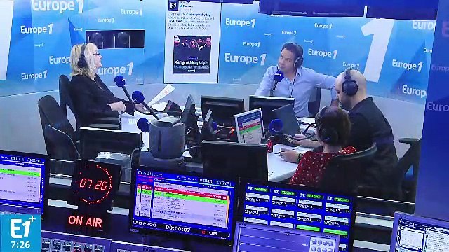 Elizabeth II à Vladimir Poutine : Retourne te brosser les dents à l'alcool de patates, gros beauf !