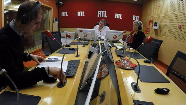 Les gens qui ont les yeux bleus auraient plus de chances d'être alcooliques