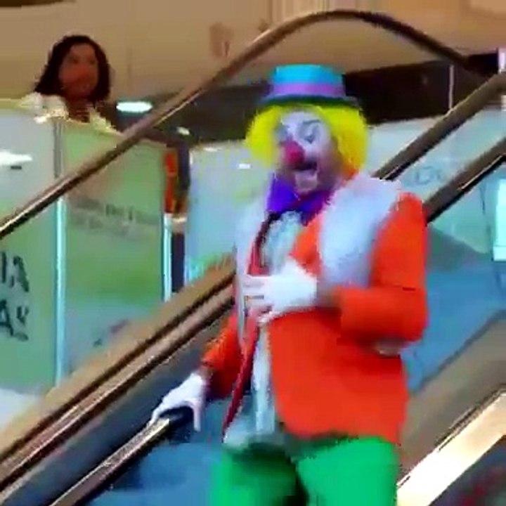 CLOWN-PRANK-FUNNY