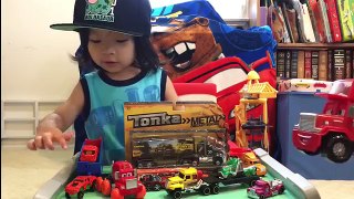 Toy Trucks For Kids - SEMI TRUCK TONKA Big Rig Off-Road Transporter Tror Trailer Disney Cars Mack