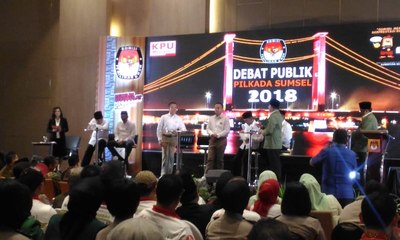 Debat Publik Perdana Pilgub Sumsel Berlangsung Lancar