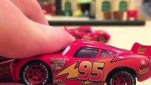 Mattel Disney Cars 3 Lightning McQueen - Rust-Eze #95 (Piston Cup Racer) New Design Die-cast