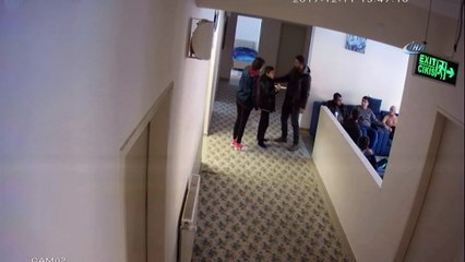 Rehabilitasyon merkezinde engelli gence tokat kamerada