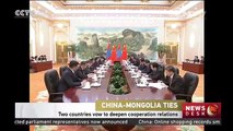 Premier Li meets with Mongolian president in Beijing