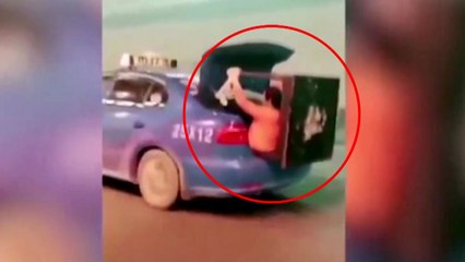 '택시에서 이러시면 안 됩니다' 목숨 건 탑승 / YTN