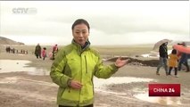 Namtso Hiking Rally attracts huge crowds