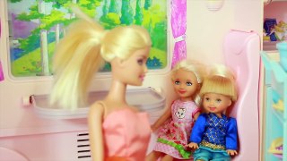 Vintage Barbie TRAIN Ride Motorhome + Disney Princess Anna