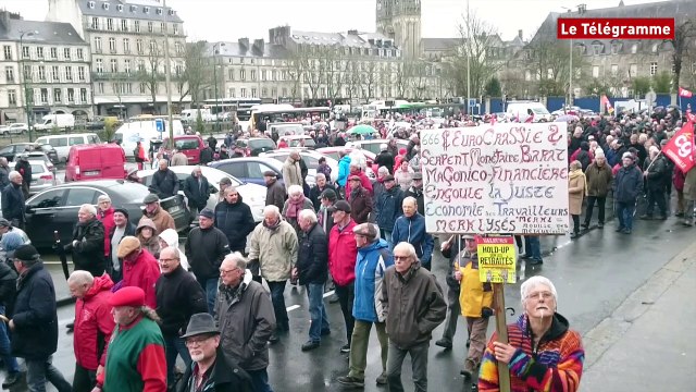 Quimper. Un millier de retraités manifestent