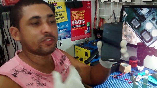 MOTO G, E e X DEFEITOS E SOLUÇÕES, APARELHO NÃO LIGA, NÃO CARREGA OU TELA PISCANDO.
