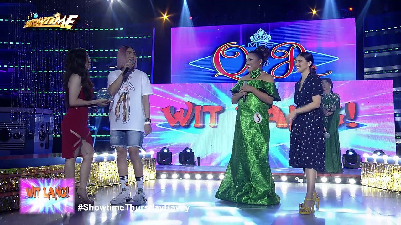 It's Showtime Miss Q & A: "Ate Girl's" request to Vice Ganda