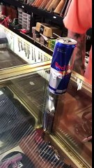 Une souris morte dans un Red Bull