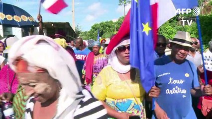 Mayotte: les manifestations continuent