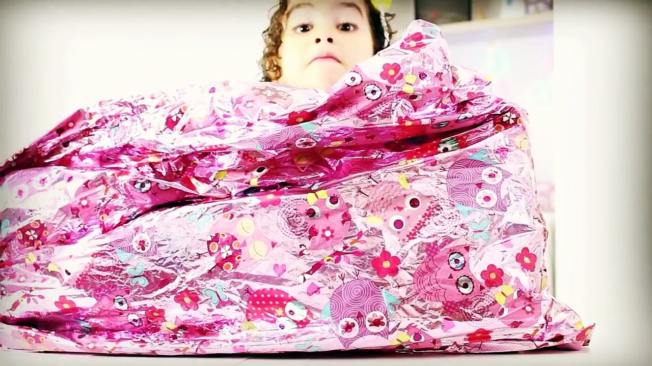 ABRINDO MEU PRESENTE DE NATA