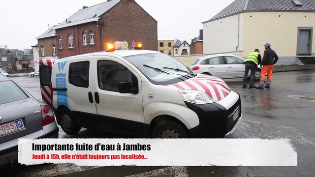 Importante fuite d'eau à Jambes ( Namur )