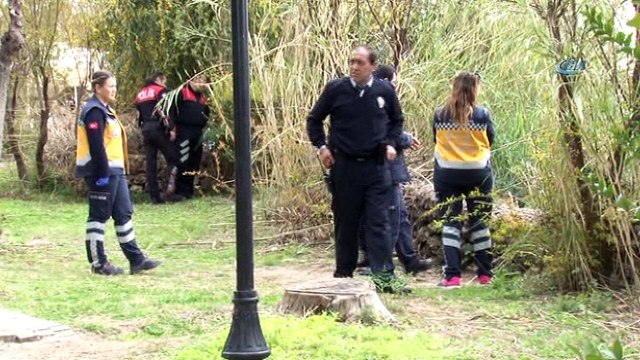 Falezlerde intihara kalkışan genci polis kurtardı