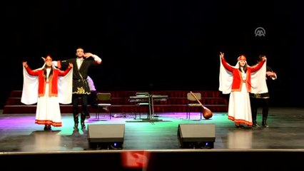 Yabancı Öğrenciler Erzurum'un Kurtuluşunu Kutladı