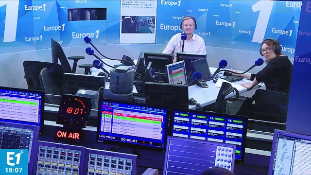 Sarkozy rend un hommage appuyé à Darmanin : Les petits ennuis, c'est pour les petits politiques, tu es un grand politique