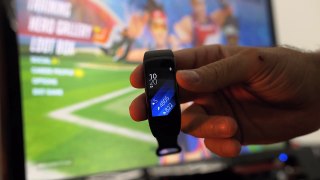 Samsung Gear Fit 2 Review: Samsungs Best Wearable!