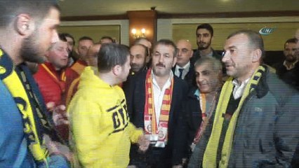Taraftarlardan derbi öncesi anlamlı buluşma