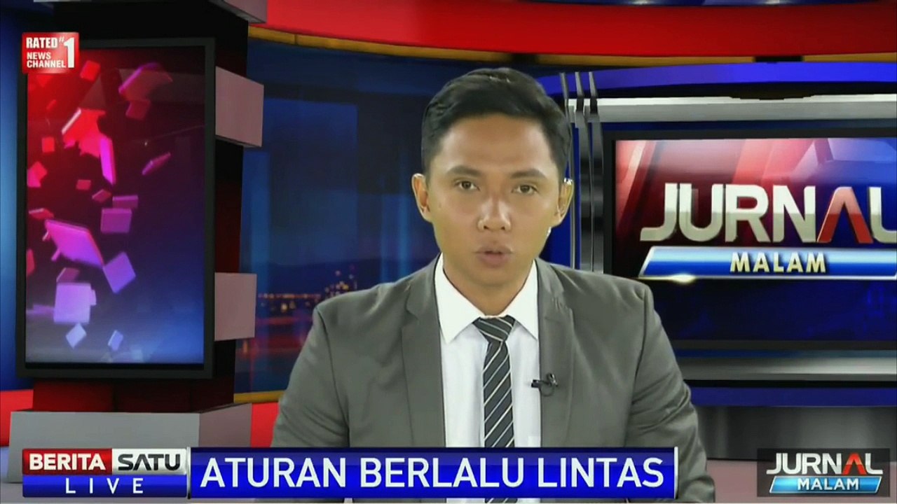 Polisi Kaji Larangan Merokok Sambil Mengemudi Dan Ini Tanggapan Pengemudi