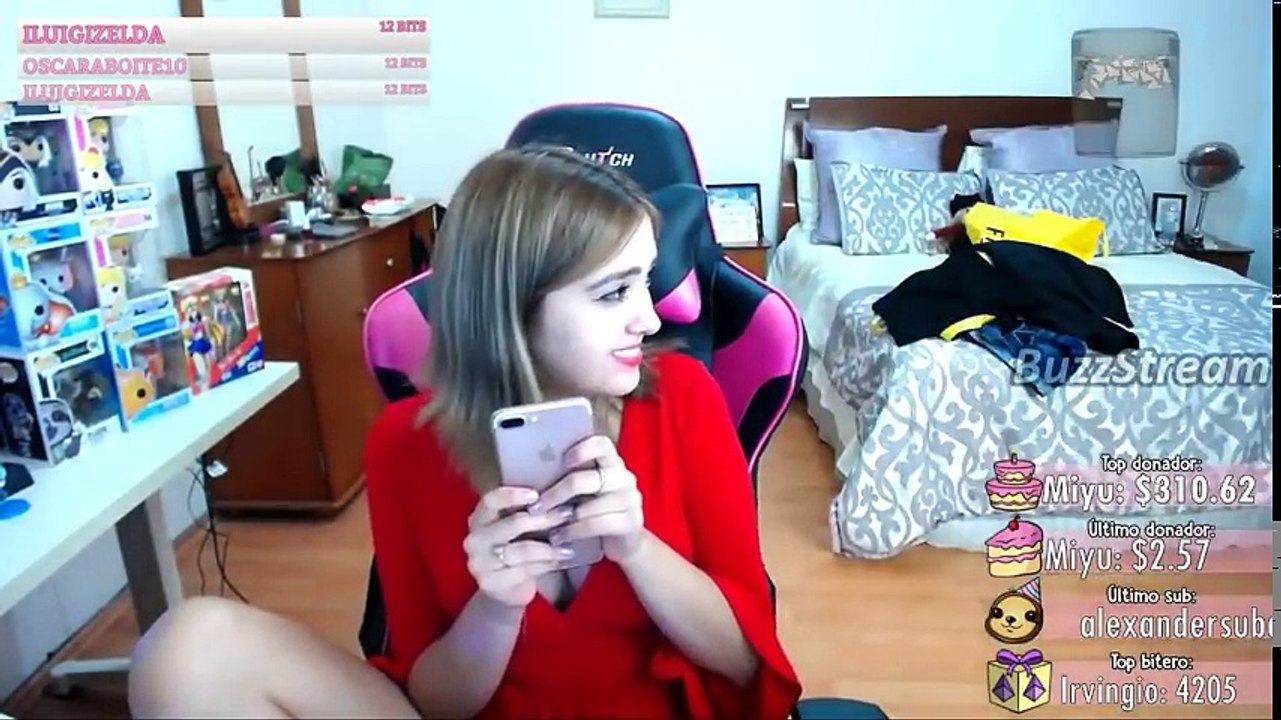 %100 NAKED SHOW TWİTCH GİRLS WATCH THİS !