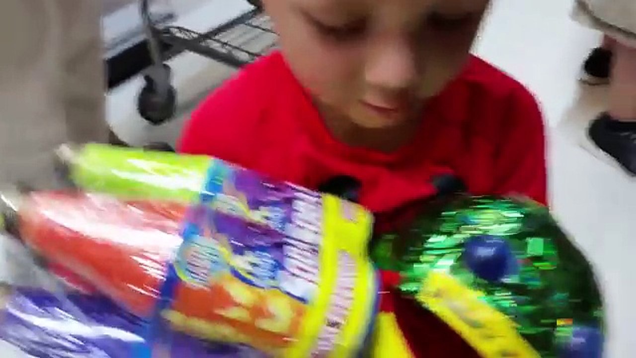 Skylanders Trap Team Fireworks Show w/ Villains & More (Sky Fams 4th of July Celebration)