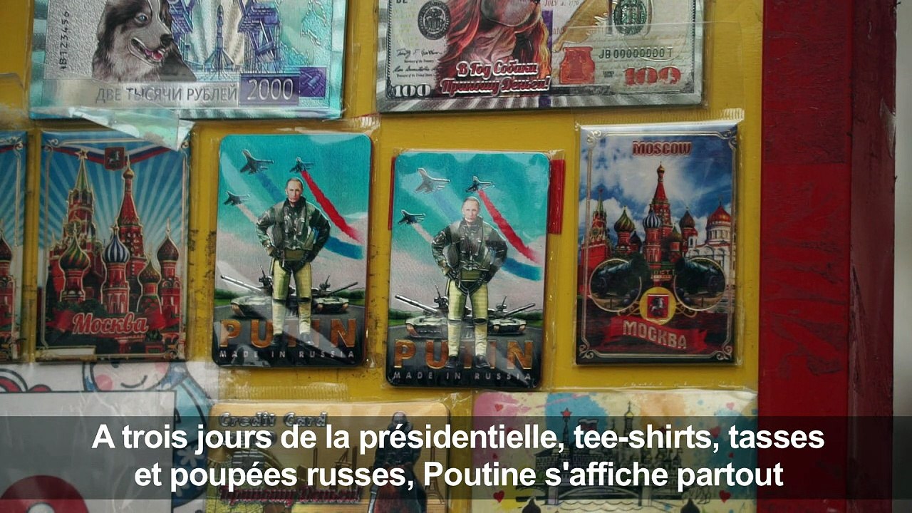 Tee-shirts, tasses et poupées russes: Poutine s'affiche partout