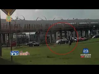 แตกตื่น! น้ำใต้ดินพุ่งกว่า10เมตร ฝาท่อยักษ์ลอยลิ่ว l ข่าวมื้อเช้า 23 มิ.ย 59